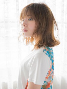 オジコロジ(ojiko.roji) ☆月曜営業☆ojiko.大人可愛いゆるふわ外ハネミディ