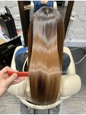 プラチナグレージュ波巻きパールベージュたまねぎヘアボブウルフ