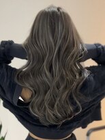 ヨロ 小岩(YOLO) 小岩ハイライトミルクティーグレージュレイヤーカット