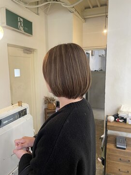 スロウ(sloe) ひし形ショートボブ