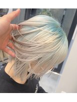 ヴァーディ オモテサンドウ(Vardy omotesando)&nbsp;ルーツカラー・デザイン・ケアブリーチ・ダブルカラー・裾カラー