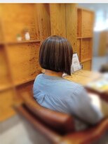 アドラーブル 長岡新保店(adorable)&nbsp;40代50代60代前下がりボブ白髪ぼかしハイライト×ナチュラル