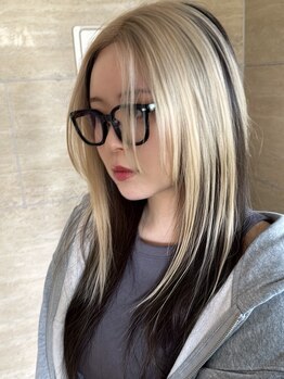 アン(un.)の写真/業界注目★色に合わせてメーカーを選ぶので、綺麗な発色を実現！ダメージを最小限に抑え、輝く髪が続く！