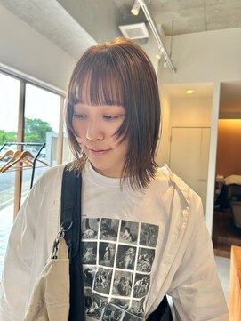 マイン(mine) ブリーチ無しベージュカラー/レイヤースタイル/フェイスレイヤー