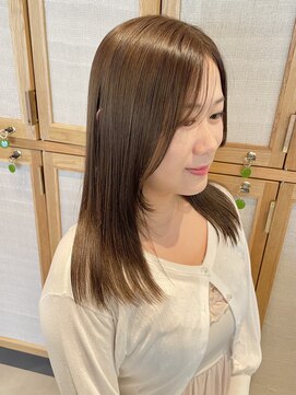 スリー ナカノシマ(three. Nakanoshima) 【three.中之島】透明感ベージュ