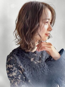 ルーチェ 府中(Luce) クラゲヘアー/オリーブグレー/小顔/ココアベージュ[府中]