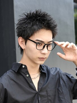 フィフス トウキョウ (fifth TOKYO) 渋谷スパイキーショートパーマ刈り上げショートメンズショート