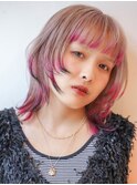 ブリーチ エンドカラー ピンクベージュ ミディアムウルフ