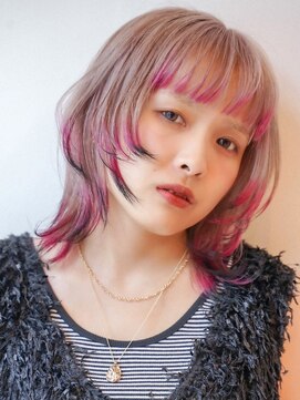 ザ ドッツ(THE DOTS) ブリーチ エンドカラー ピンクベージュ ミディアムウルフ