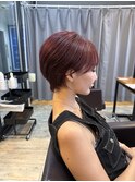 大人女性の丸みショートボブ
