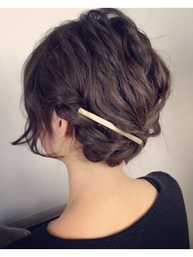 ヘア ケア ディエイチケー(HAIR CARE DHK) 二次会お呼ばれルーズアップ