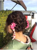 ねじり編み込みアレンジスタイル