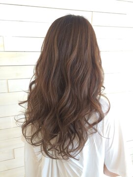 ラック 辻堂(LUCK) アデクシー×スモーキートパーズ