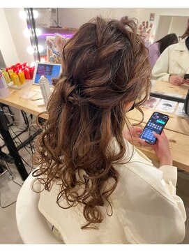 ヘッズ(HEADZ) ルーズハーフアップ