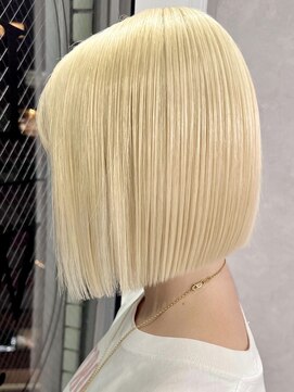 ロウル 渋谷(LOWRL) ブロンドボブ/ブリーチ/渋谷