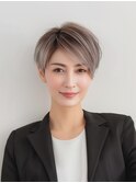 【大人のベージュスタイル】ロイヤルグラデーションの白髪ぼかし
