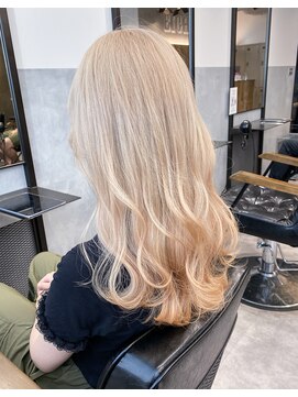 エイト 池袋店(EIGHT ikebukuro) 【EIGHT 池袋】ホワイト×ブロンドカラー