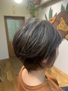 レッドハウス(RED HOUSE) くびれボブ　白髪ぼかし