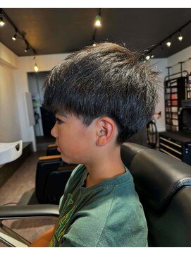 ハールファブリークゼロ(Haar Fabrik ZERO) キッズカット