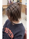 切りっぱなしボブ　バレイヤージュ