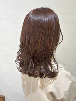 カサネ(KASANE)の写真/カワイイ～カッコいいまで幅広く、トレンドを取り入れた、ナチュラルであなたらしいスタイルに仕上げます！