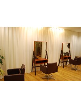 【お子様同伴可◎】植物に囲まれた癒しサロン☆20～50代の幅広い年齢層の方からリピーター多数♪