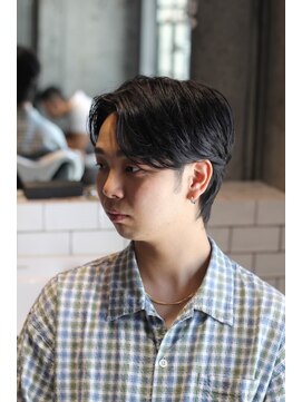 キングスマントーキョー 府中店(KINGSMAN TOKYO) アップバング / ツーブロック / スキンフェード 【府中】