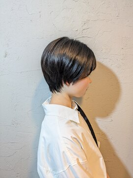 シアン 京都 烏丸店(CYAN) 【CYAN】#ショートボブ#丸みショート