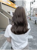 オリーブブラウン