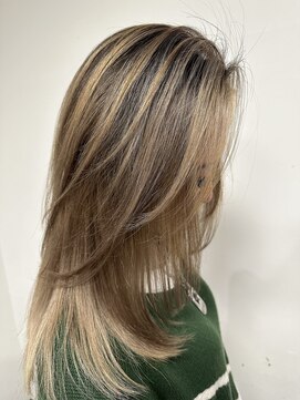 エメ(aimer) シャドウルーツ/ブリーチカラー/弘前市