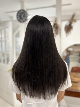 アス(Us) 縮毛矯正ストレート