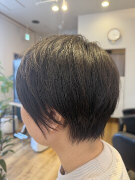 ルミア(Rumia) コンパクト丸みショート