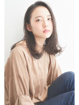 ヴィッカエコル (vicca 'ekolu) 《vicca 横山》アンニュイ×セミロング