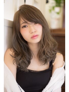 トロンカヘアー(Tronca hair) セミロング×ゆるウェーブ