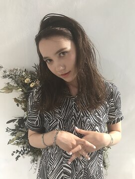 ソーコ 渋谷(SOCO) 【SUN】センターパートクラシカルウェーブロブ