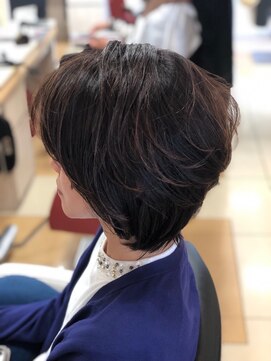 ヘアークリアー 春日部 大人可愛いカジュアルなショートレイヤー/小顔効果/30代40代50代