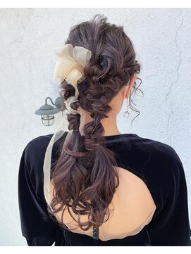 シェミール(CHEMIR) ヘアセット×編みおろし【四日市】