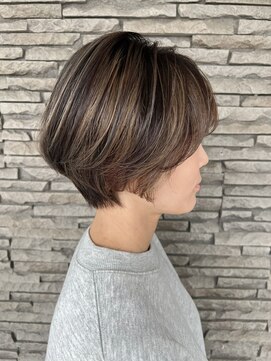 ハイバレーヘアーメゾン(HIGH VALLEY HAIRMAISON) ハイライトショートボブバレイヤージュシャドウルーツショート