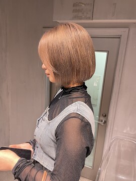 ストーリー 本川越(Story) 切りっぱなしボブ×ミルクティーベージュ