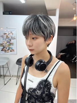 ヴェイン 渋谷(vain) くびレイヤーエモージュ大人可愛い20代30代40代似合わせカット