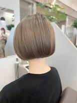 ジエクト アイロ(The Ect ilo)&nbsp;首長見えミニマルボブ♪オリーブグリーン