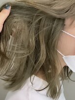 メゾンアクア 表参道(Maison ACQUA)&nbsp;☆ブリーチなしダブルカラー オリーブ オリーブベージュ ボブ