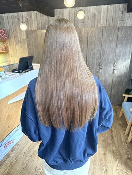 スカイ(SKY) 透明感カラー/髪質改善/縮毛矯正/韓国風レイヤーカット