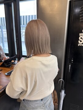 アンドケー 那覇おもろまち店(and K) 切りっぱなしボブ