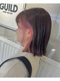 ピンクインナーの切りっぱなしボブ