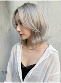 シルバーカラー×ダブルカラー。ブリーチで魅せる透明感と肌感