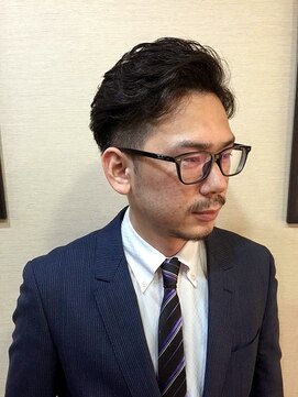 コアズヘア(Core(s)hair) 大人のツーブロック７：３