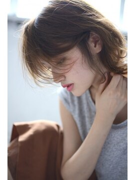 ミラバイグリーン(Mira by green) 外ハネ・カジュアルボブ -『short』- ０２