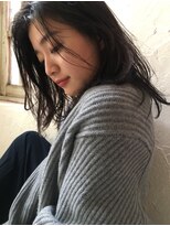 大人ミディ×インナーカラー〔Belle表参道〕