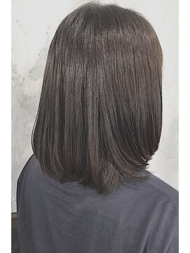 レセ 新松戸deux店(Laissez) ミディアムナチュラルストレート【レセ新松戸ドゥー店】